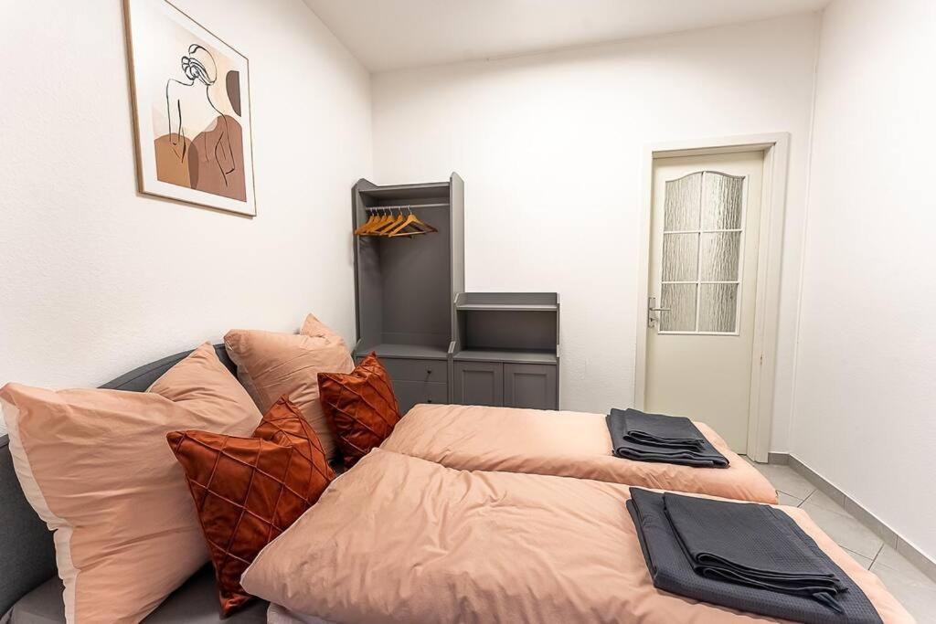 Loft Mit Billard-Tisch Und Ps4 Apartamento Wuppertal Exterior foto