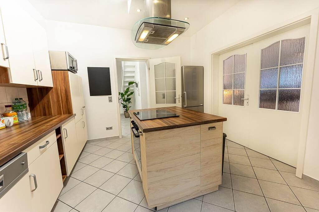 Loft Mit Billard-Tisch Und Ps4 Apartamento Wuppertal Exterior foto